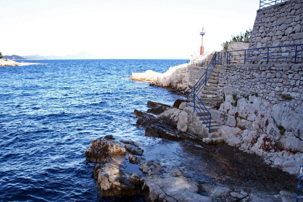 Apartments By The Sea Veli Losinj, Losinj - 19196 מראה חיצוני תמונה